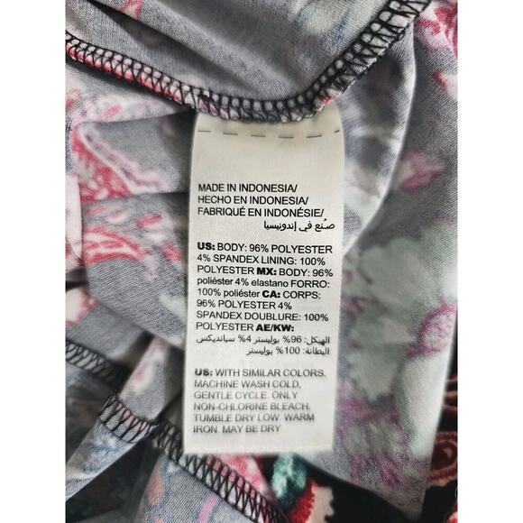 Chico’s ~Woman Size 2 (US 12)~ Black/Red Floral Print Short Sleeve Midi Dress. - Picture 9 of 13